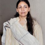 मख़मली ढलानों पर – दीप्ति नवल