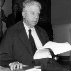 The Sunflower – Eugenio Montale